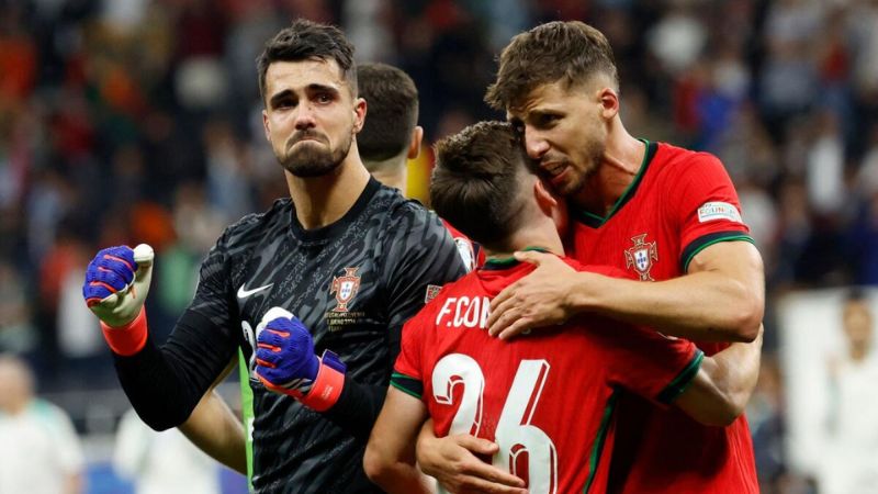 Màn cứu nguy xuất sắc của thủ môn trẻ Bồ Đào Nha - Diogo Costa 